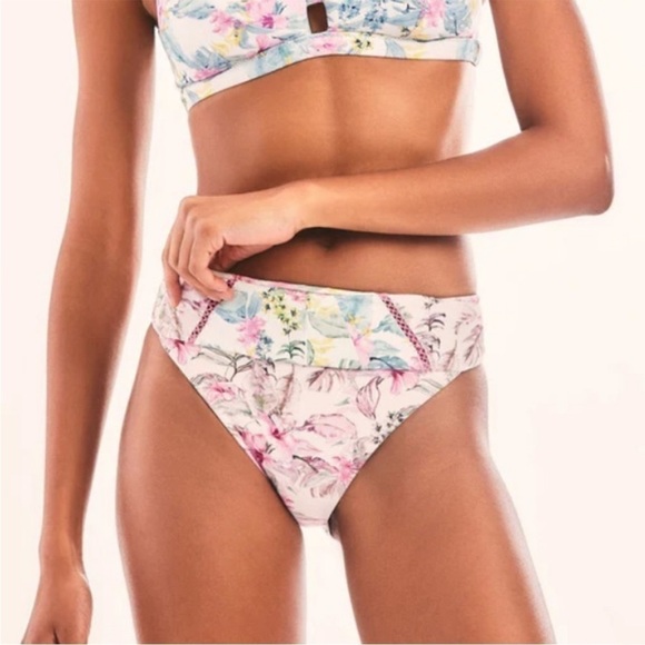 NWT LoveShackFancy x Hurley Hawaiian Hibiscus High Waisted Cheeky Bottoms - Picture 5 of 9